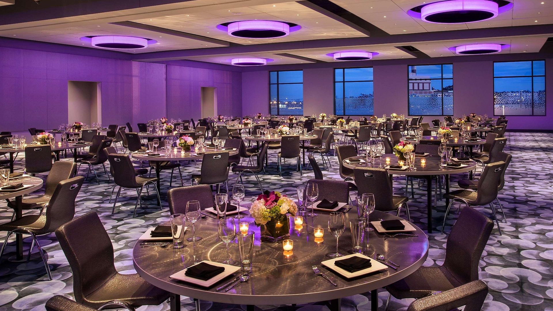 Aloft By Marriott Seaport District Boston