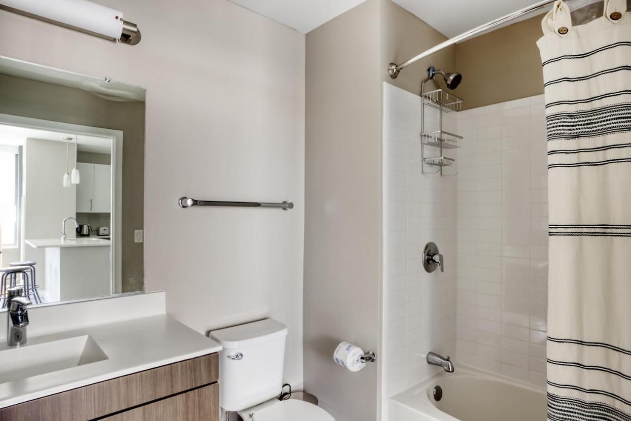 N Station 1br W Wd Gym Nr Td Garden Bos-705 Apartment