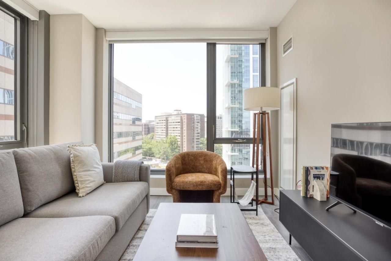 Apartment N Station 1br W Wd Gym Nr Td Garden Bos-705