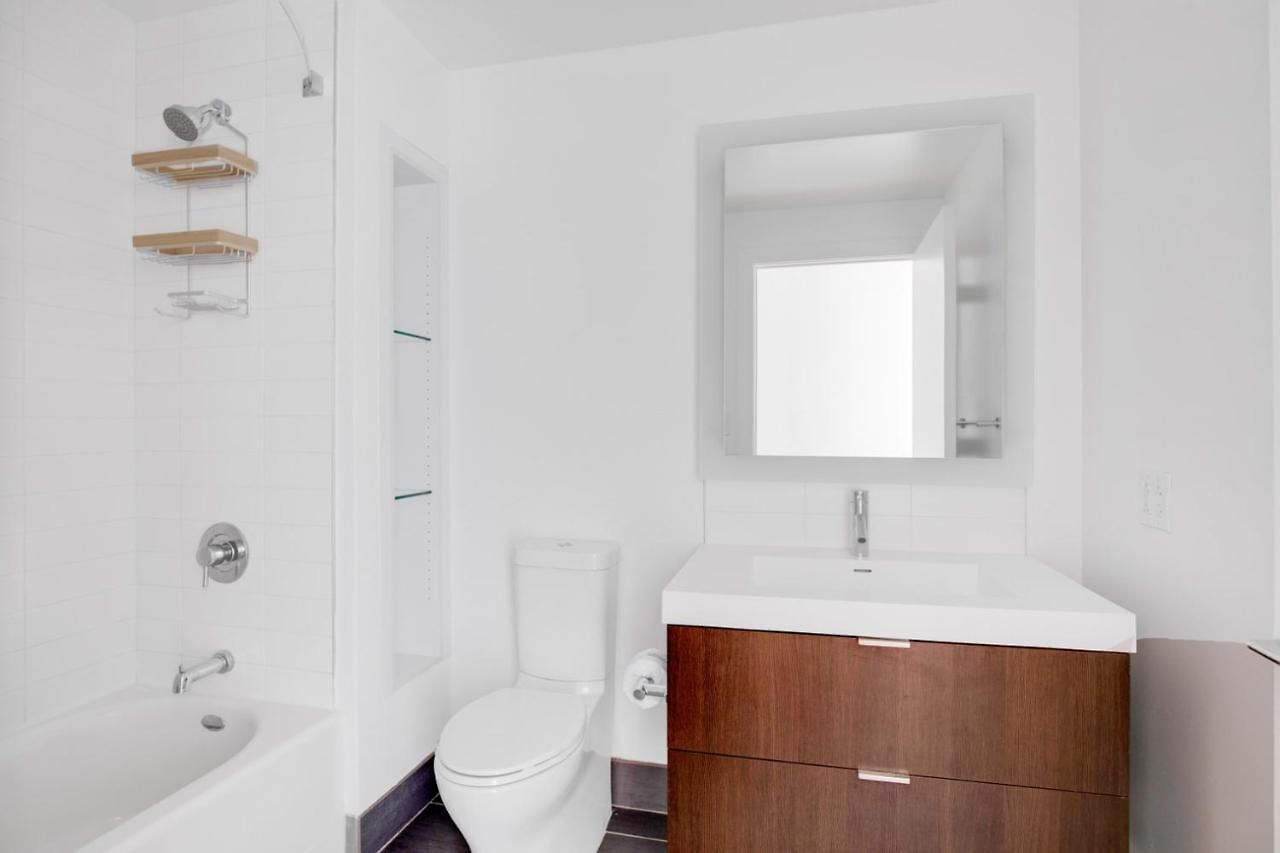Downtown 1br W Gym Wd Nr S Station Bos-618