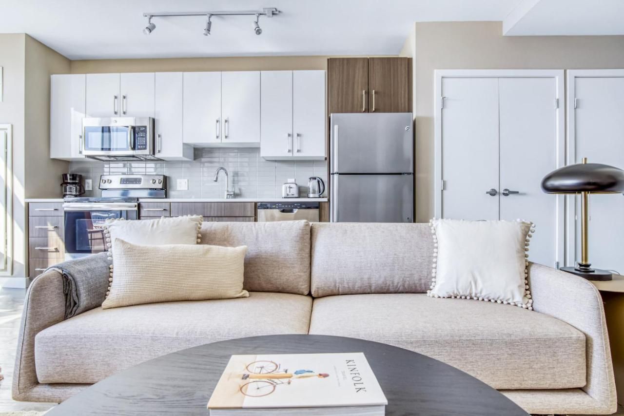 Apartment N Station W Gym Wd Nr Td Garden Bos-637 *