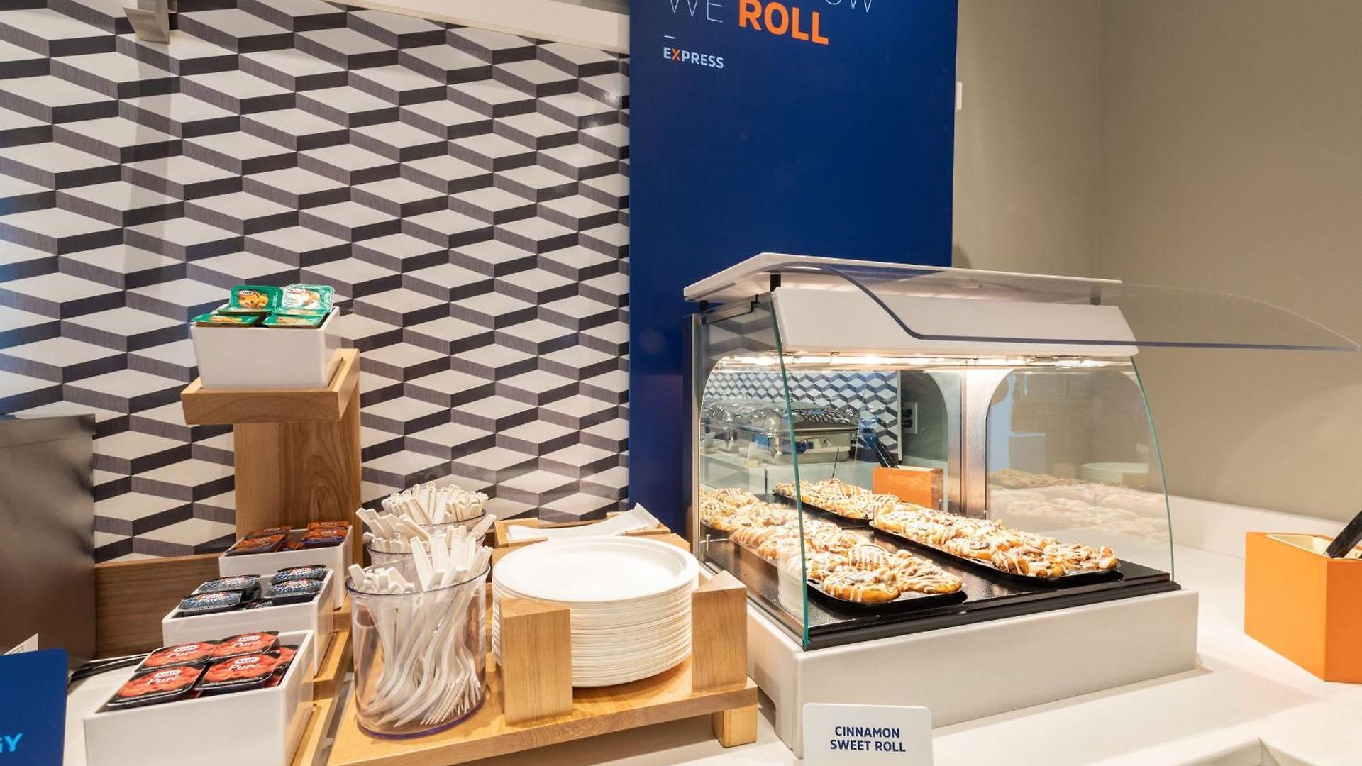 Hotel Express By Ihg Boston