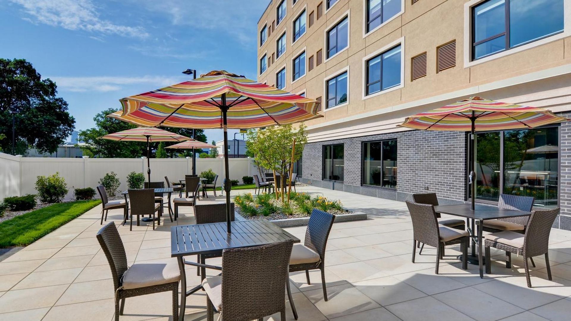 Hotel Express By Ihg