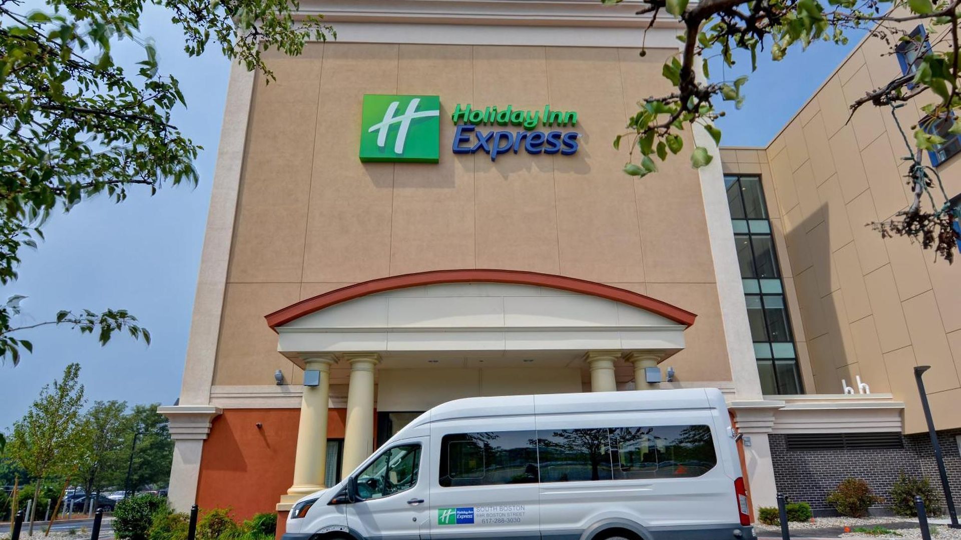Hotel Express By Ihg