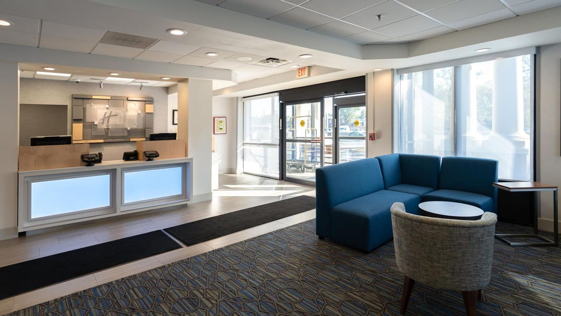 Express By Ihg 3*