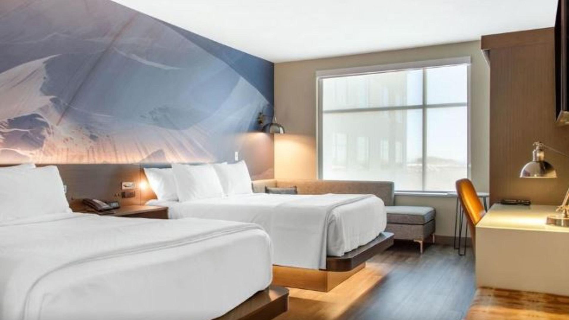 Cambria Downtown - Seaport Boston