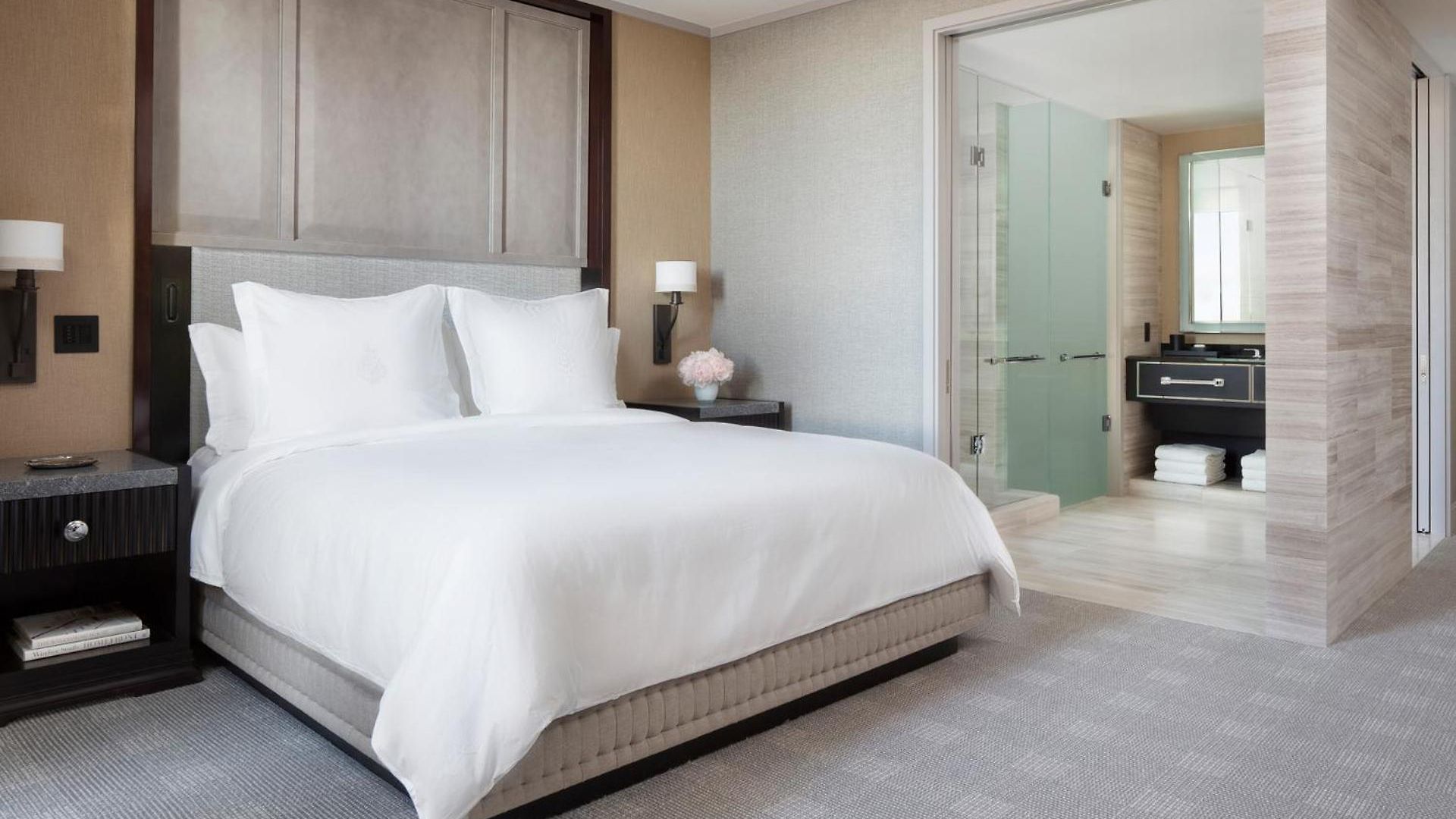 Four Seasons One Dalton Street, Hotel Boston