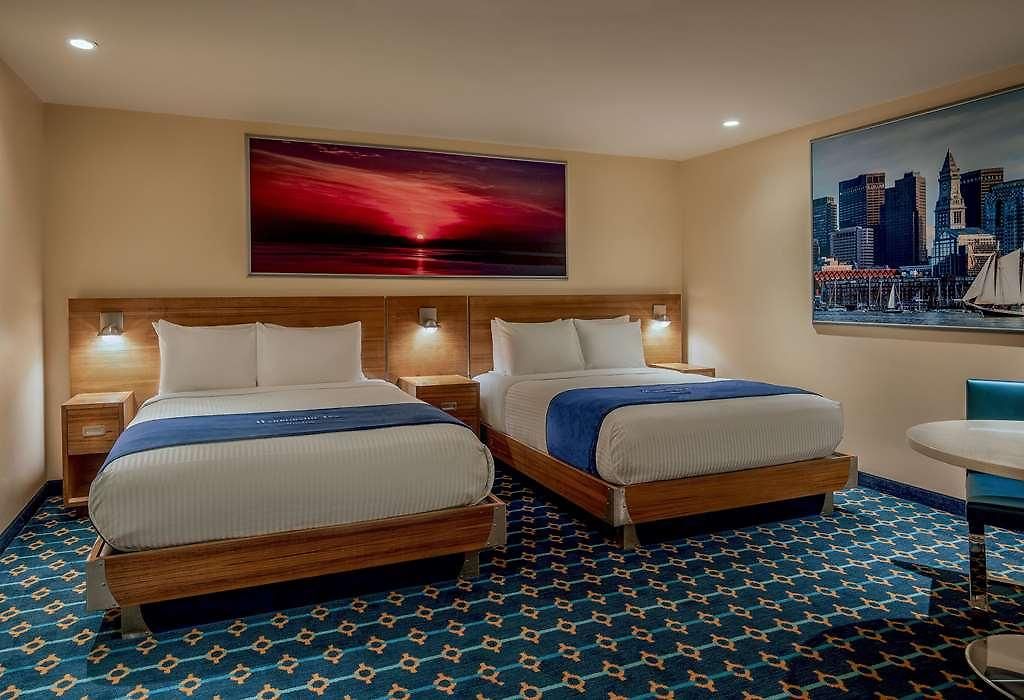 Harborside 3*