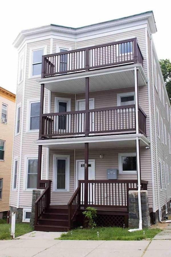 5br Triple Decker - 15 Mins To * Boston