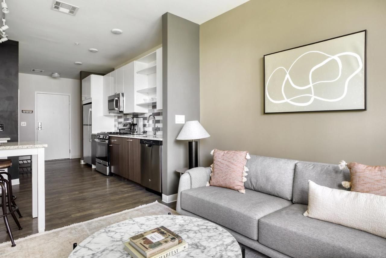 East Cambridge 2br W Wd Gym Nr Lechmere T Bos-740 *