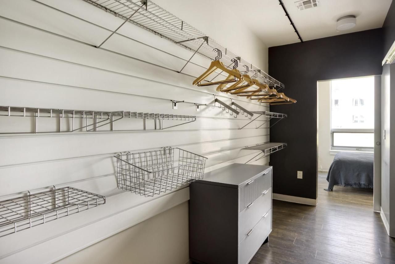 East Cambridge 2br W Wd Gym Nr Lechmere T Bos-740 Boston