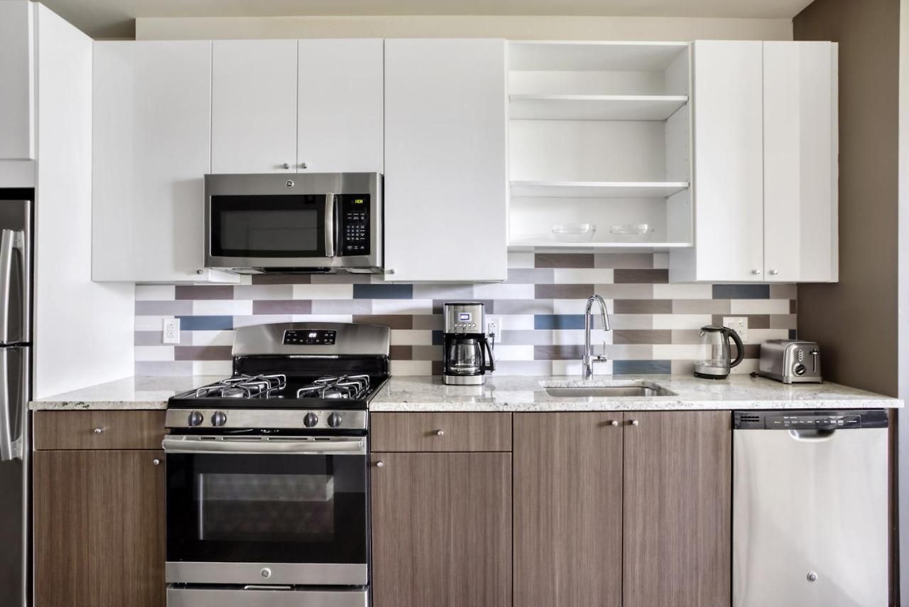 East Cambridge 2br W Wd Gym Nr Lechmere T Bos-740 Apartment