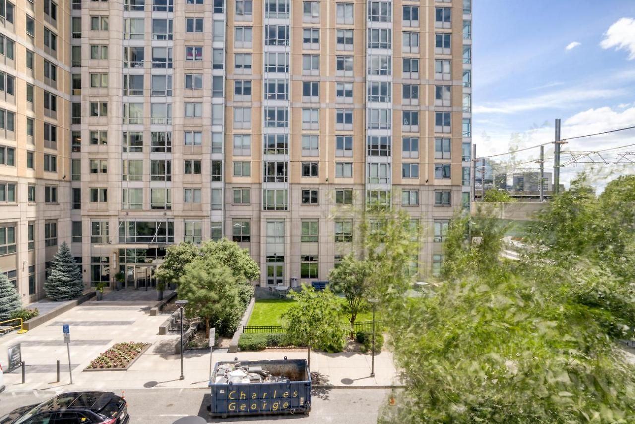 East Cambridge 2br W Wd Gym Nr Lechmere T Bos-740 Apartment