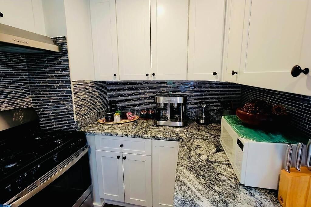 Unique & Peaceful Home, Ideal For 2026 World Cup Visitor, Free Parking Apartment *