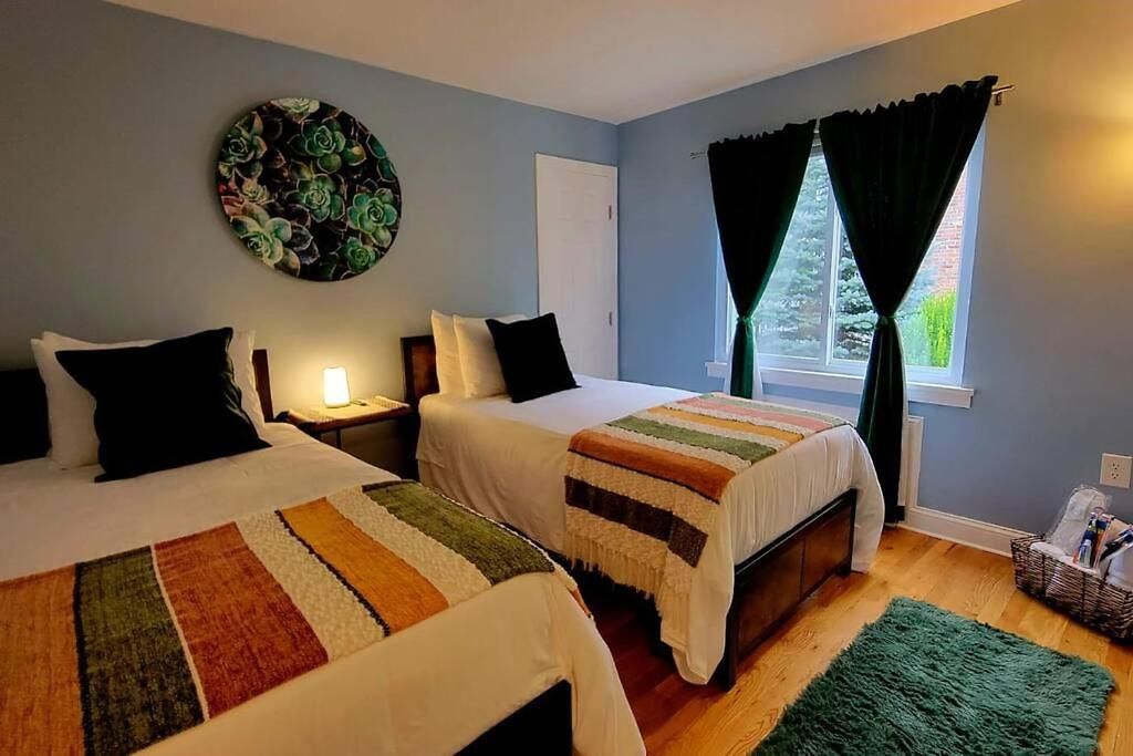 Unique & Peaceful Home, Ideal For 2026 World Cup Visitor, Free Parking *