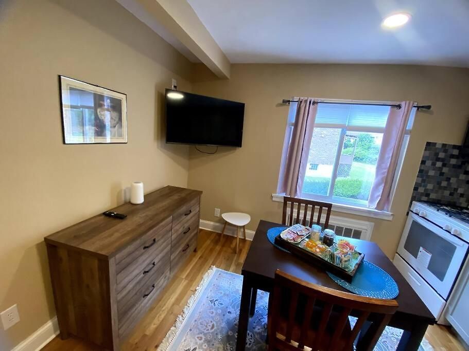 Cozy Getaway Perfect For 2026 World Cup Visit, Free Parking