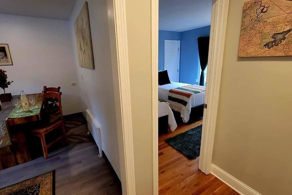 Unique & Peaceful Home, Ideal For 2026 World Cup Visitor, Free Parking Apartment Boston