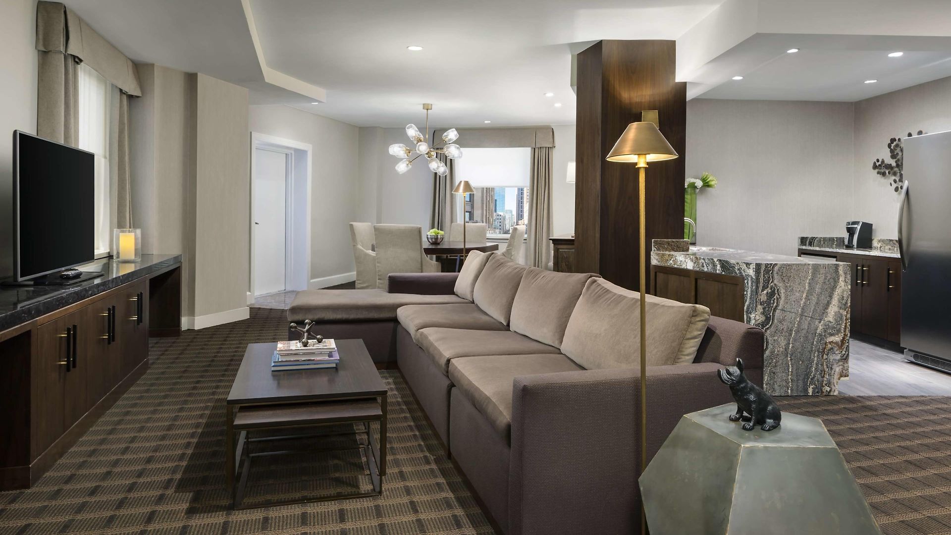 Hilton Park Plaza Hotel 4*