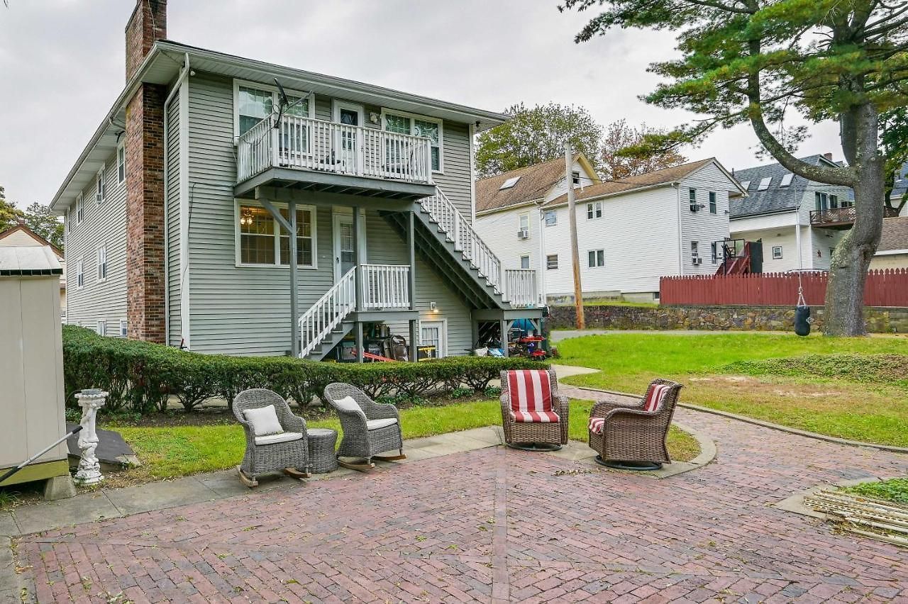 Duplex W/ Foosball Table: 11 Mi To Downtown