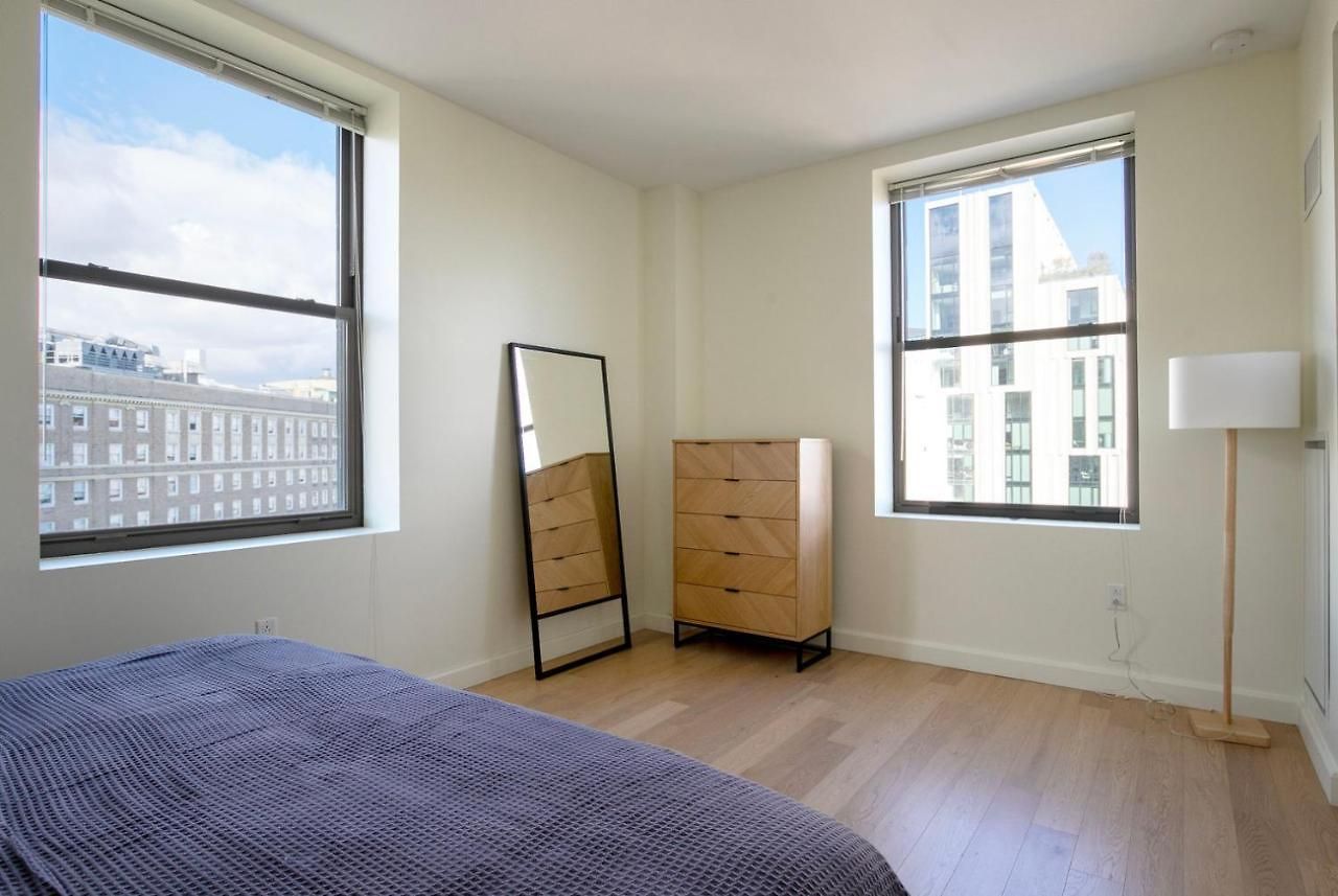 Back Bay 1br W Basketball 2 Blocks To T Bos-941 *