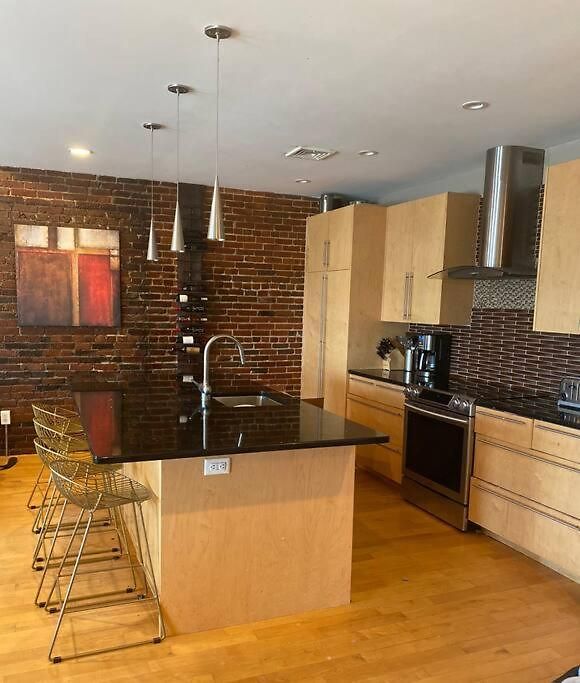 Apartment Harbor Views Modern North End Free Parking! Boston