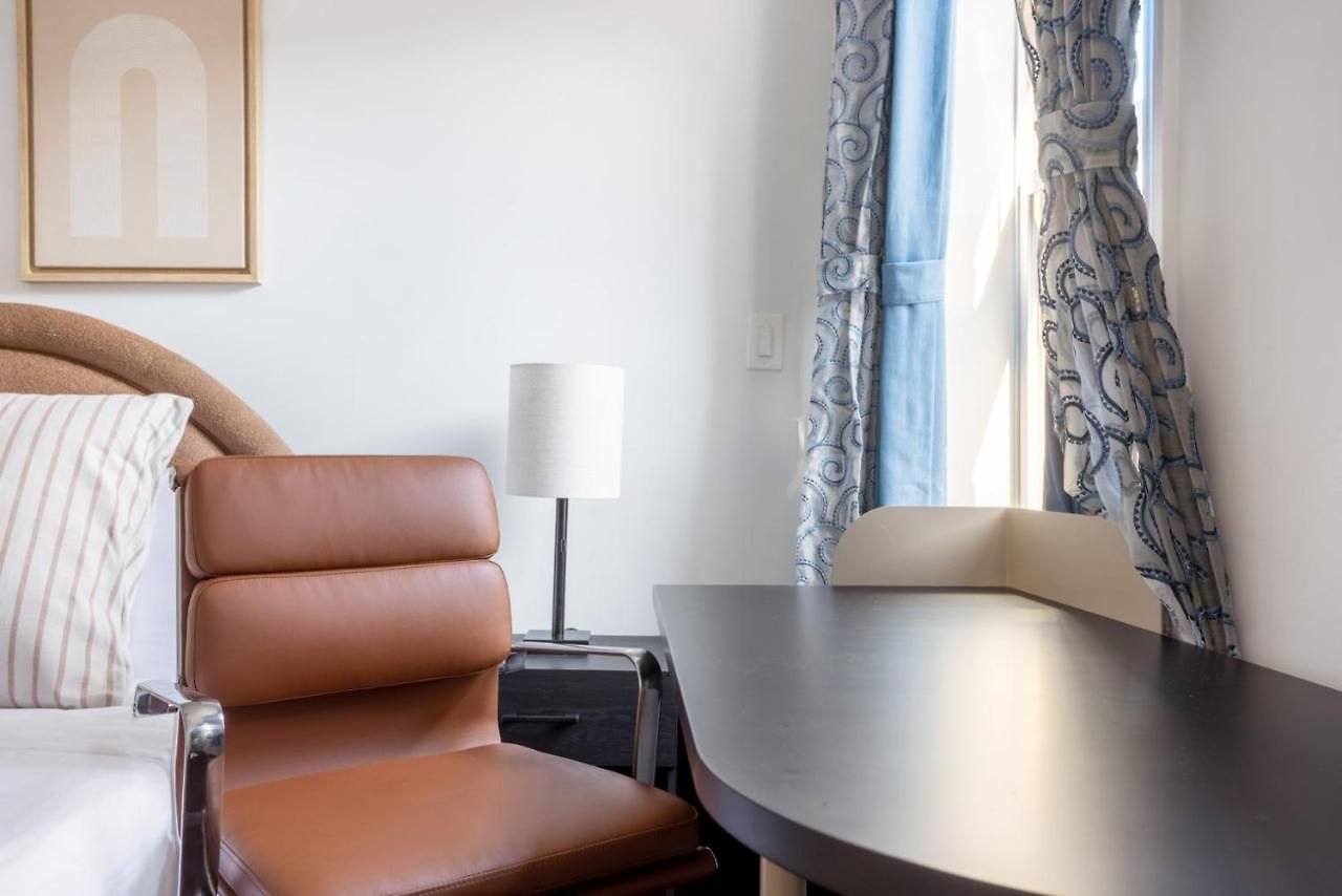 Fenway 1br W Gym Wd Nr Fenway T Bos-745 Boston