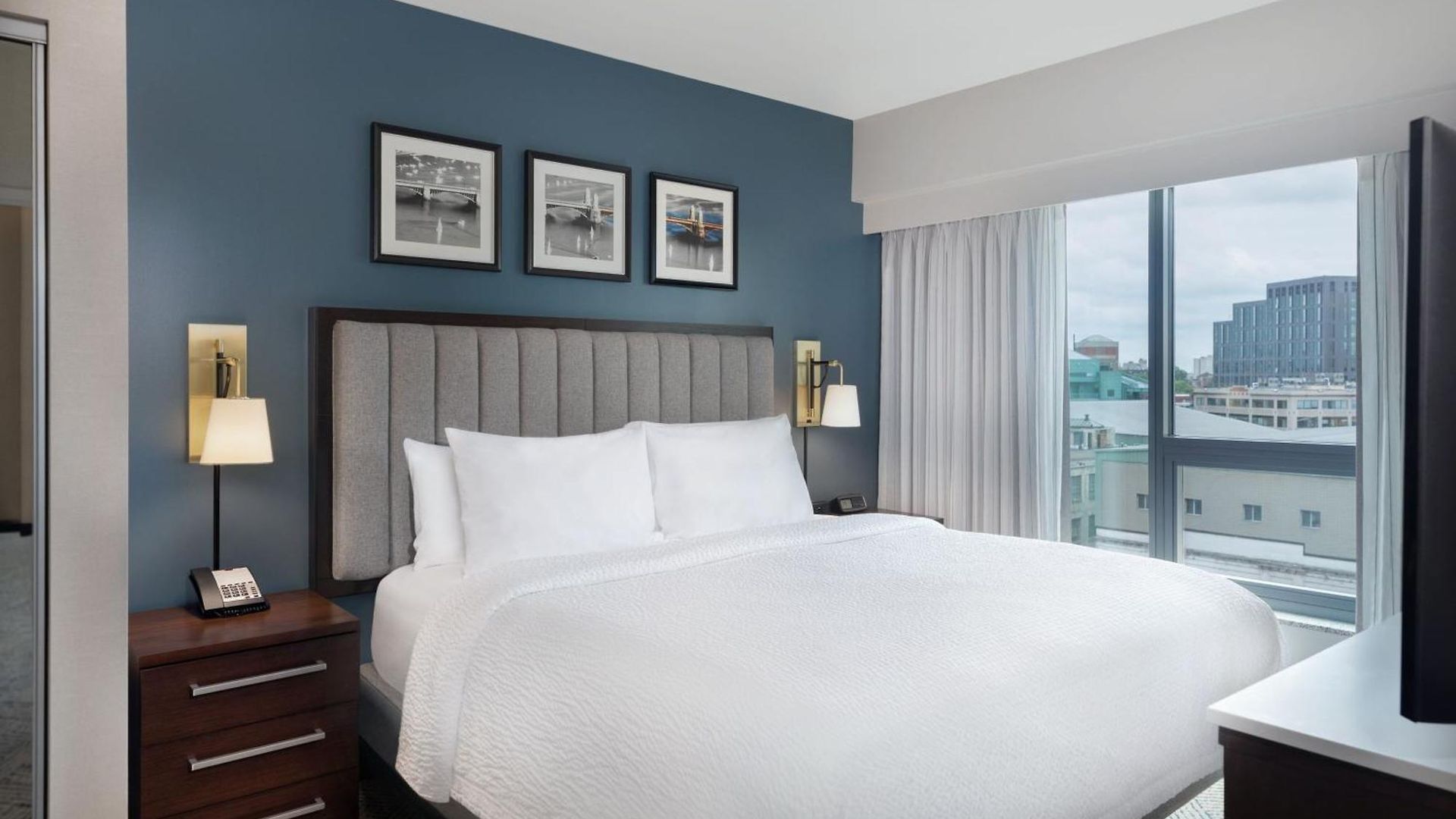 By Marriott Back Bay/fenway 3*