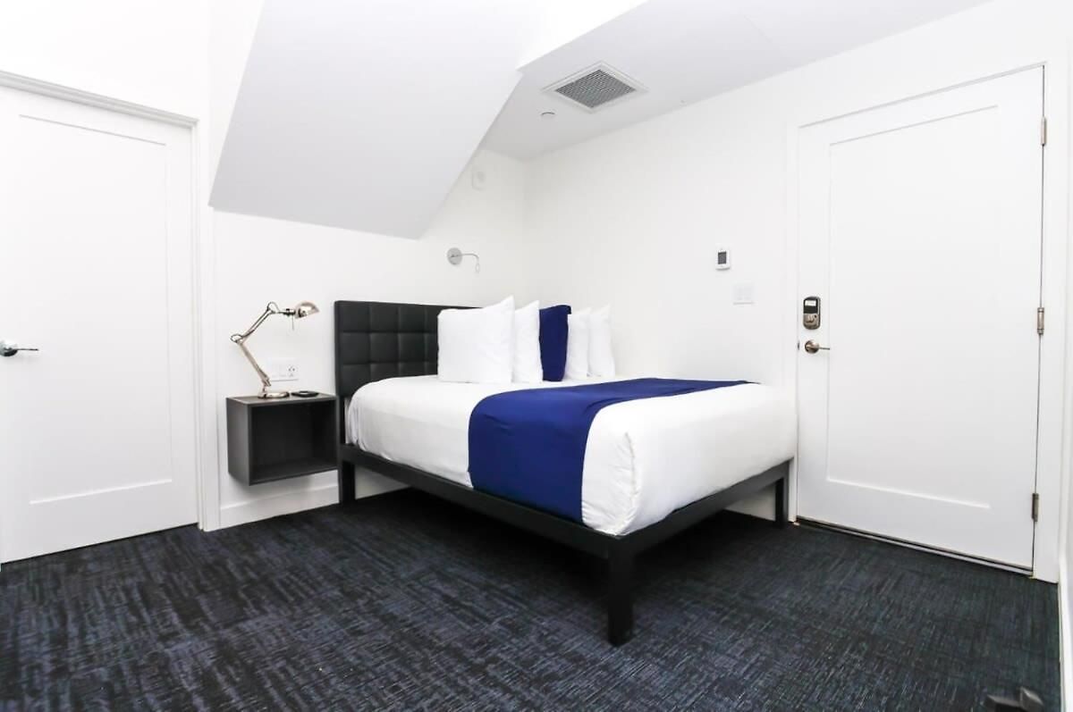 Stylish In Historic - Unit #405