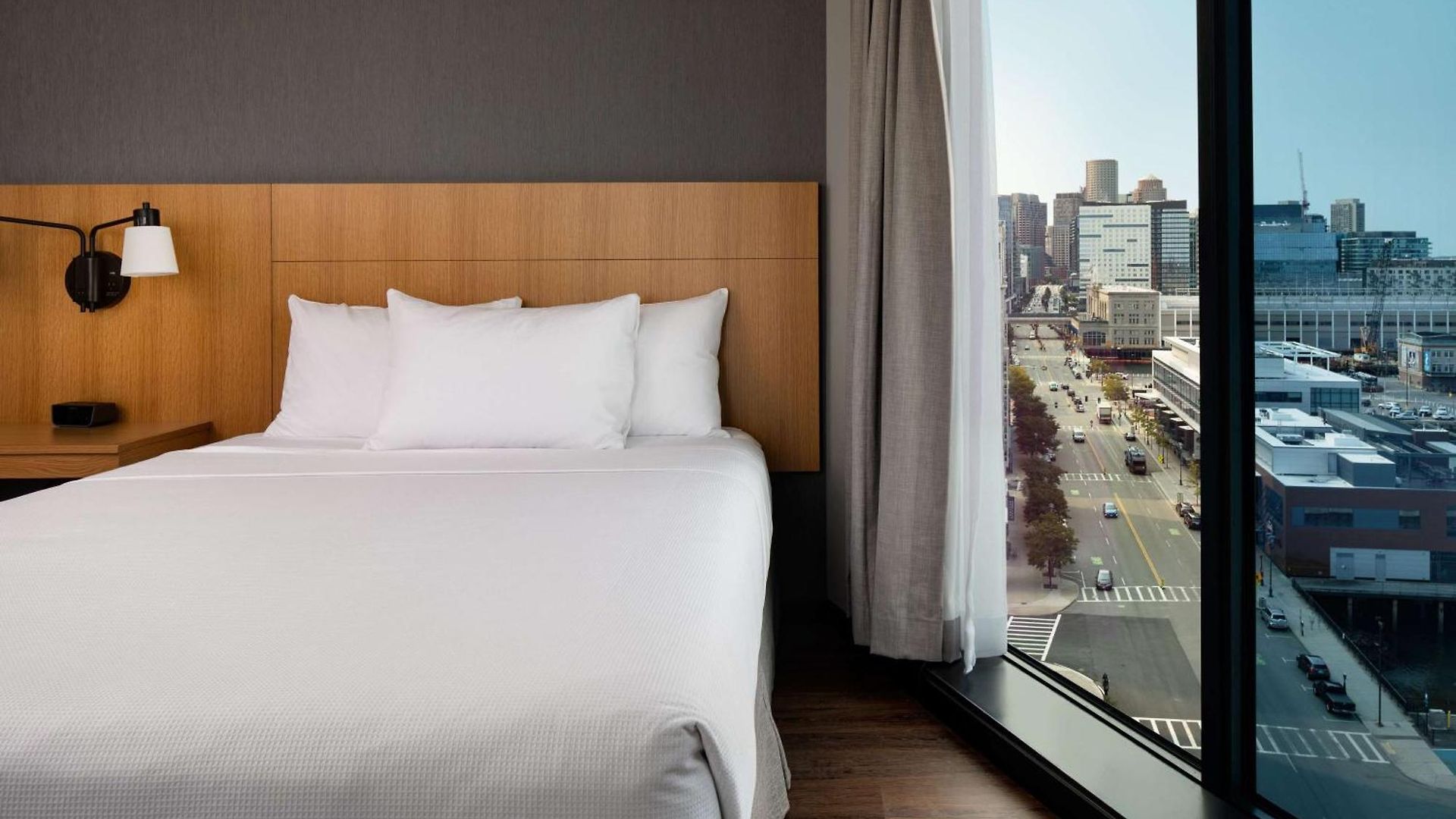 Hyatt Place Boston/seaport District Hotel