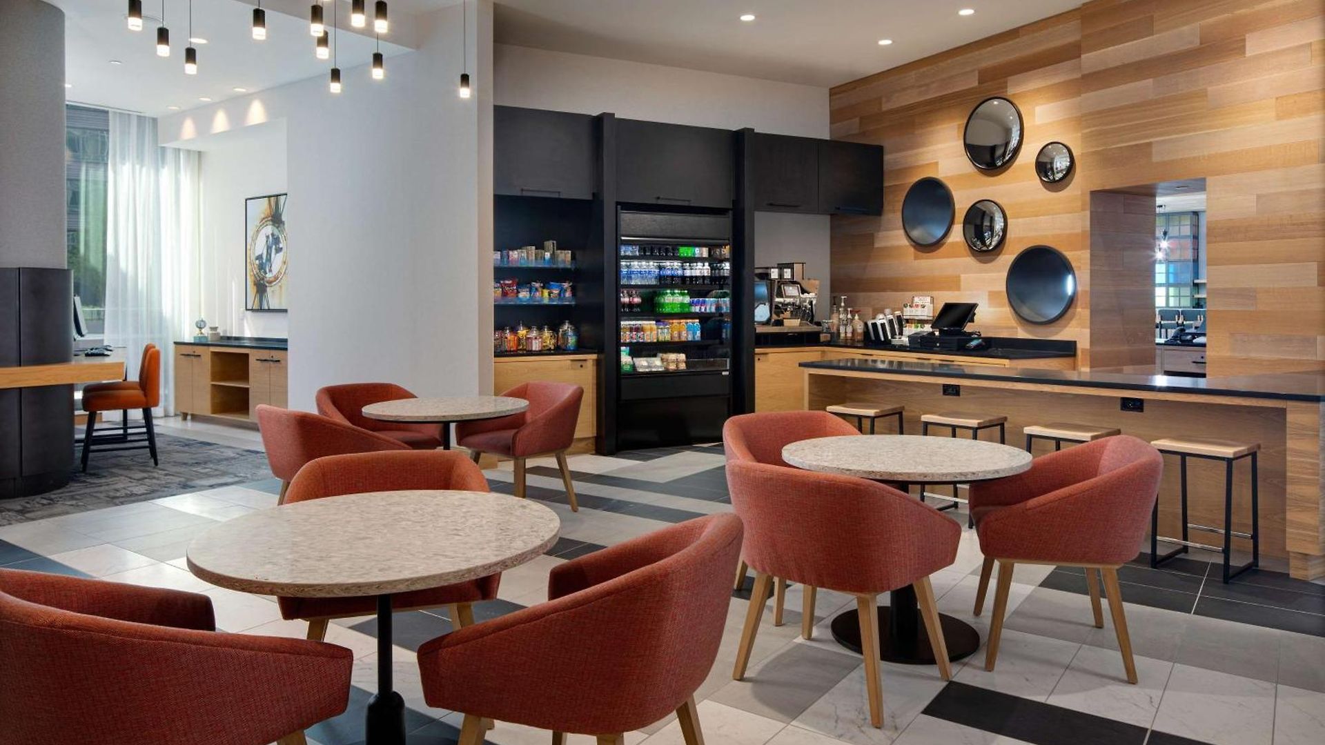 Hyatt Place Boston/seaport District Hotel