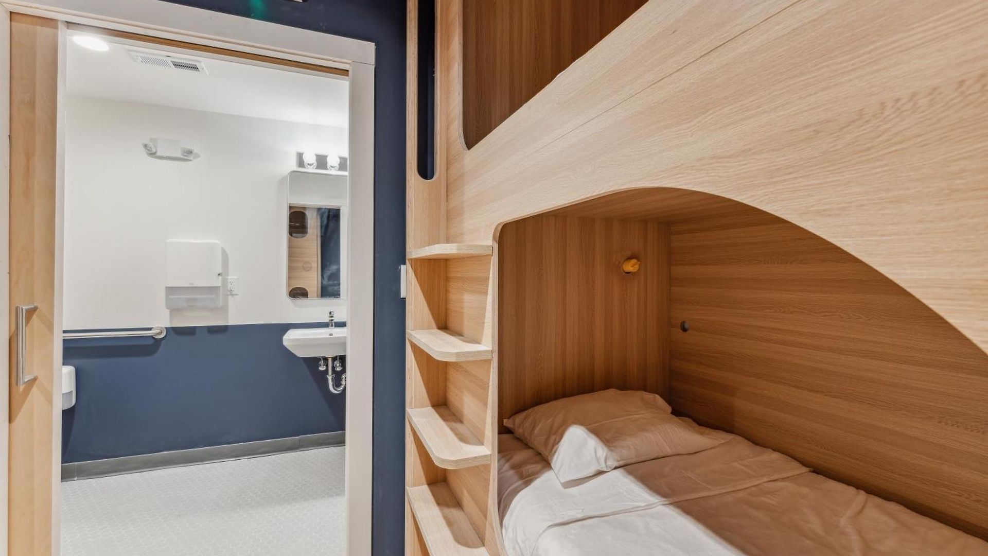 Meco Hostel Boston