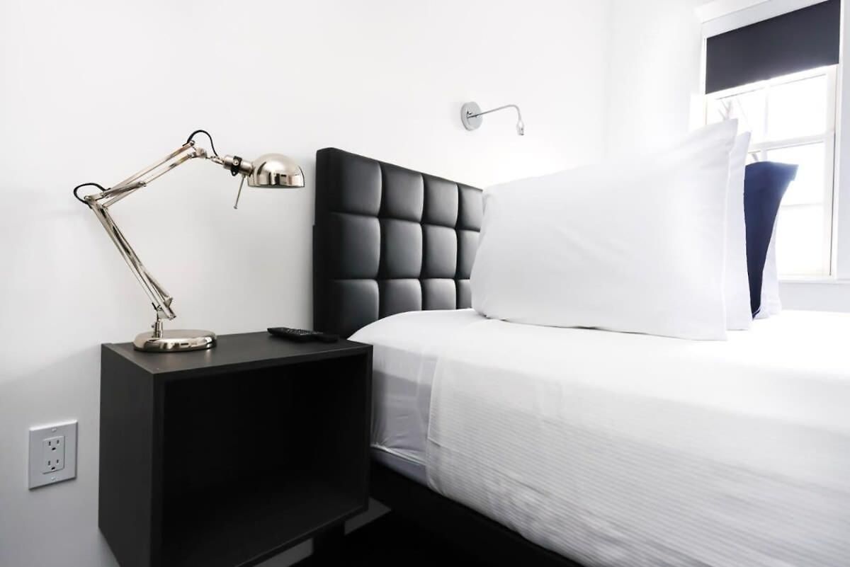 Stylish In Historic - Unit #406 Boston