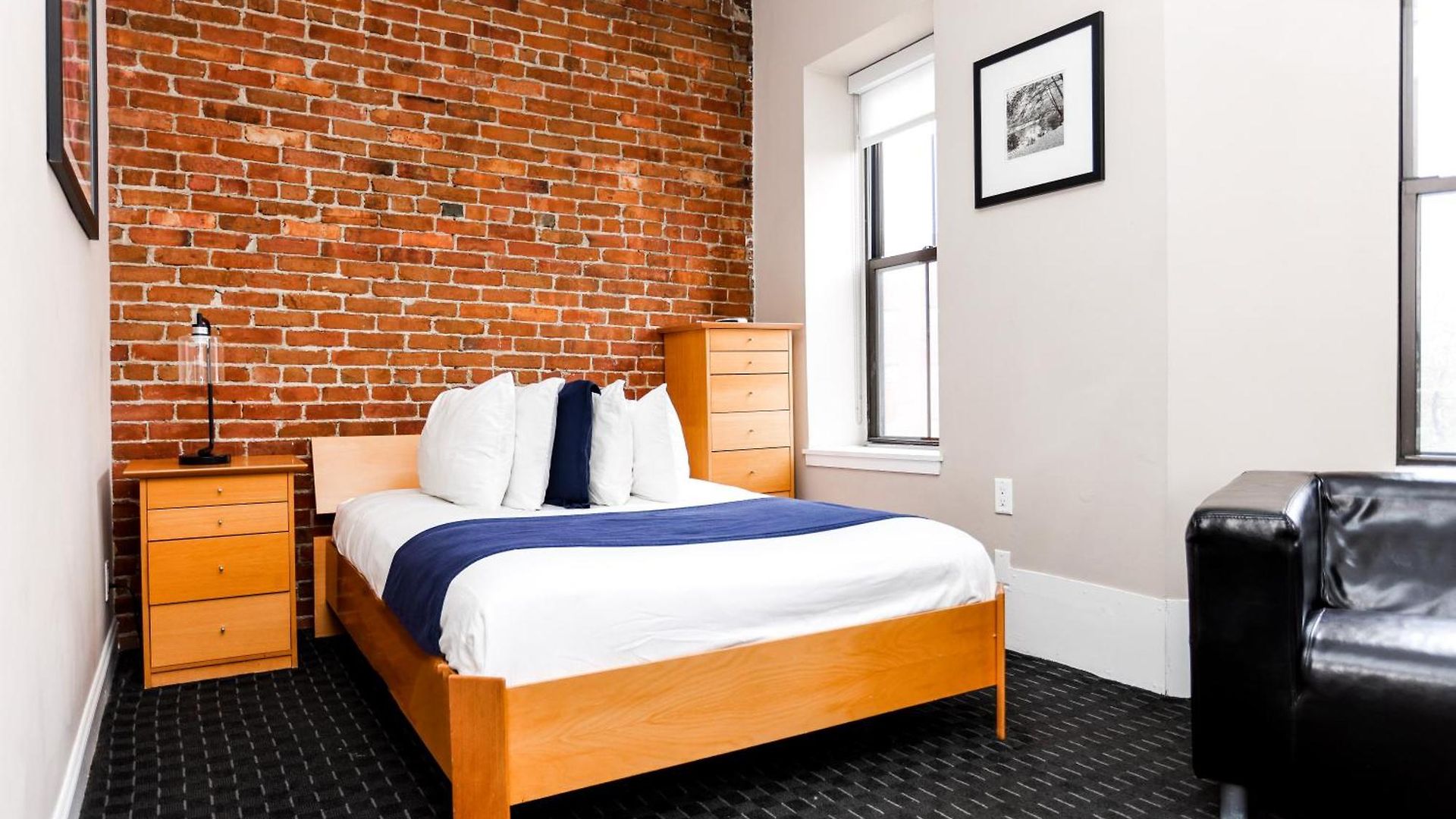 Stylish Downtown In The Southend, C.ave #24 3* Boston
