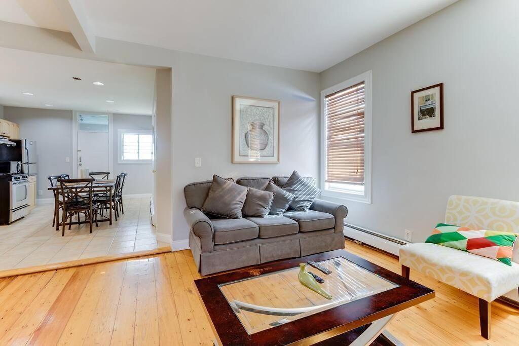 New! Near Mbta, 3mi To Fenway ! Apartment *