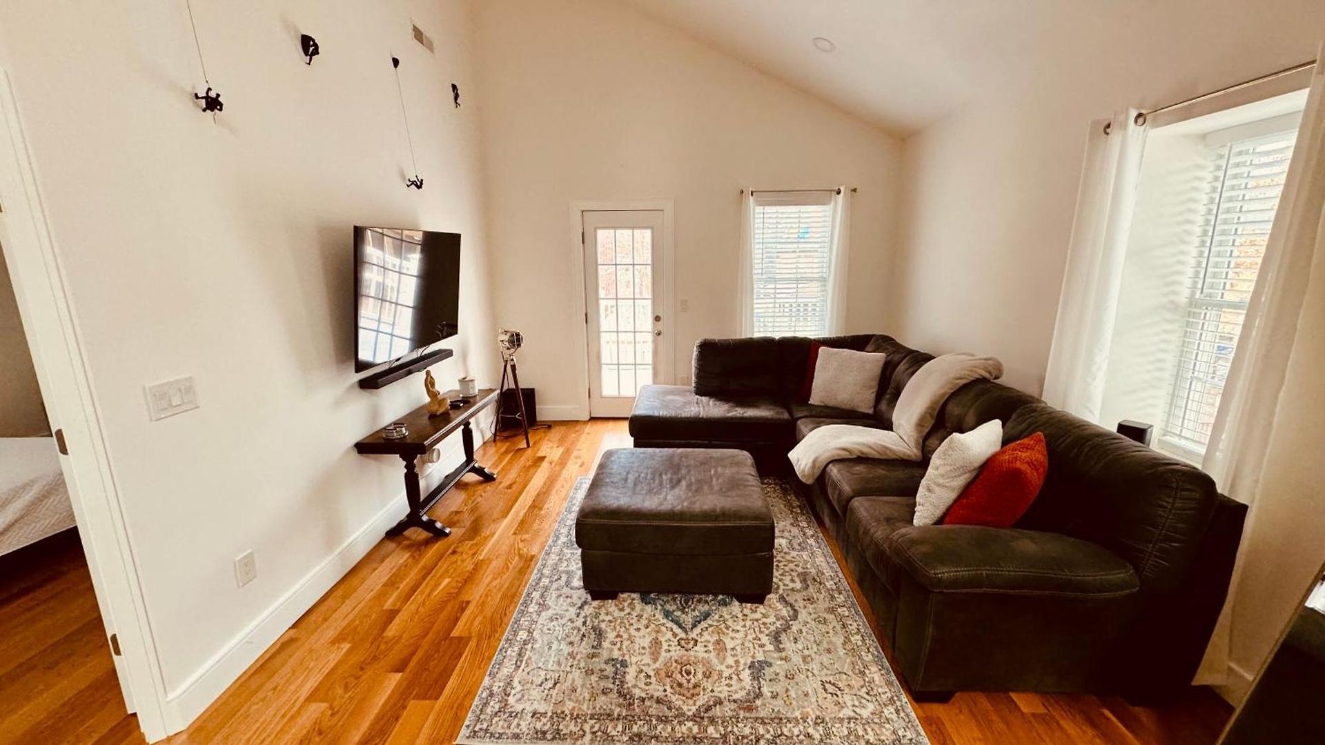 Perrin Place Unit 3 Apartment