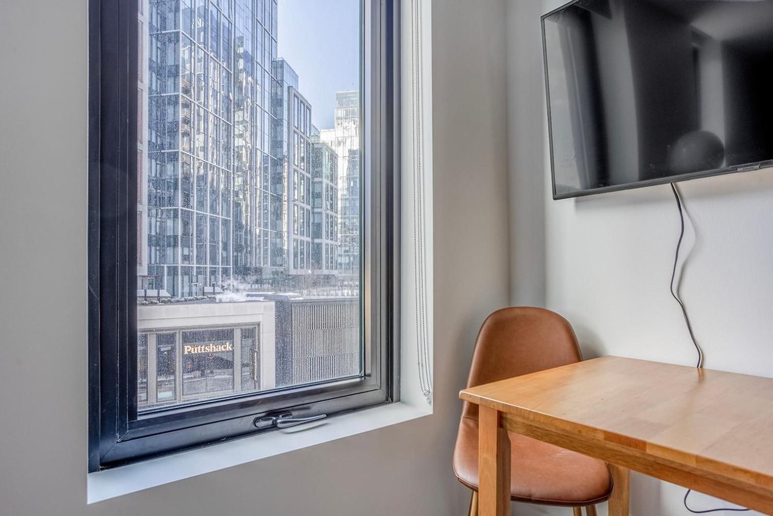 Seaport W Fitness Close To Shops Dining Bos-990 Apartment