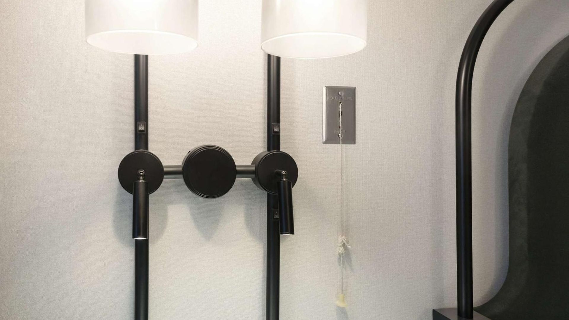 Pennyweight Boston, Curio Collection By Hilton 4* Boston