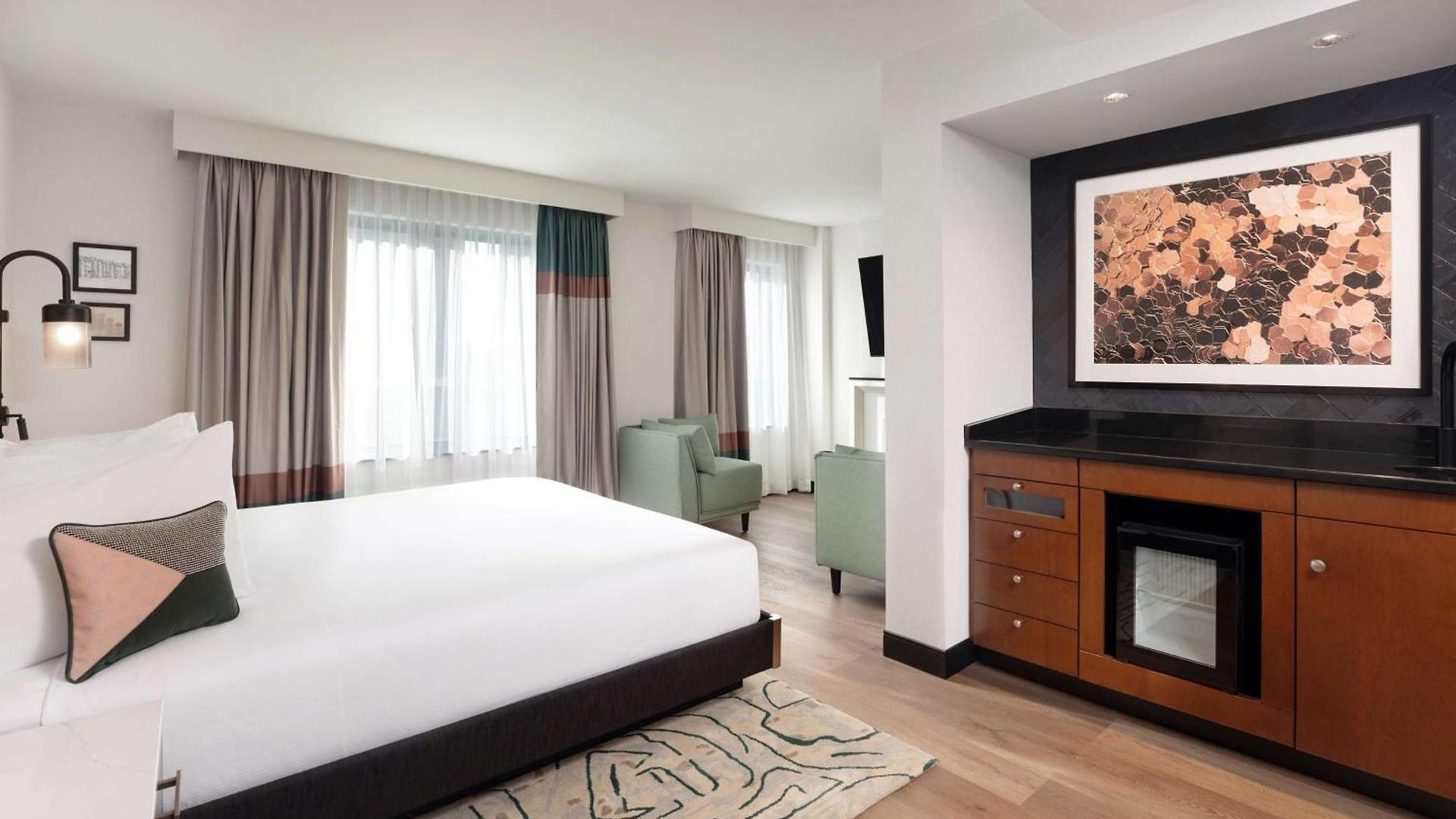 Pennyweight Boston, Curio Collection By Hilton 4*