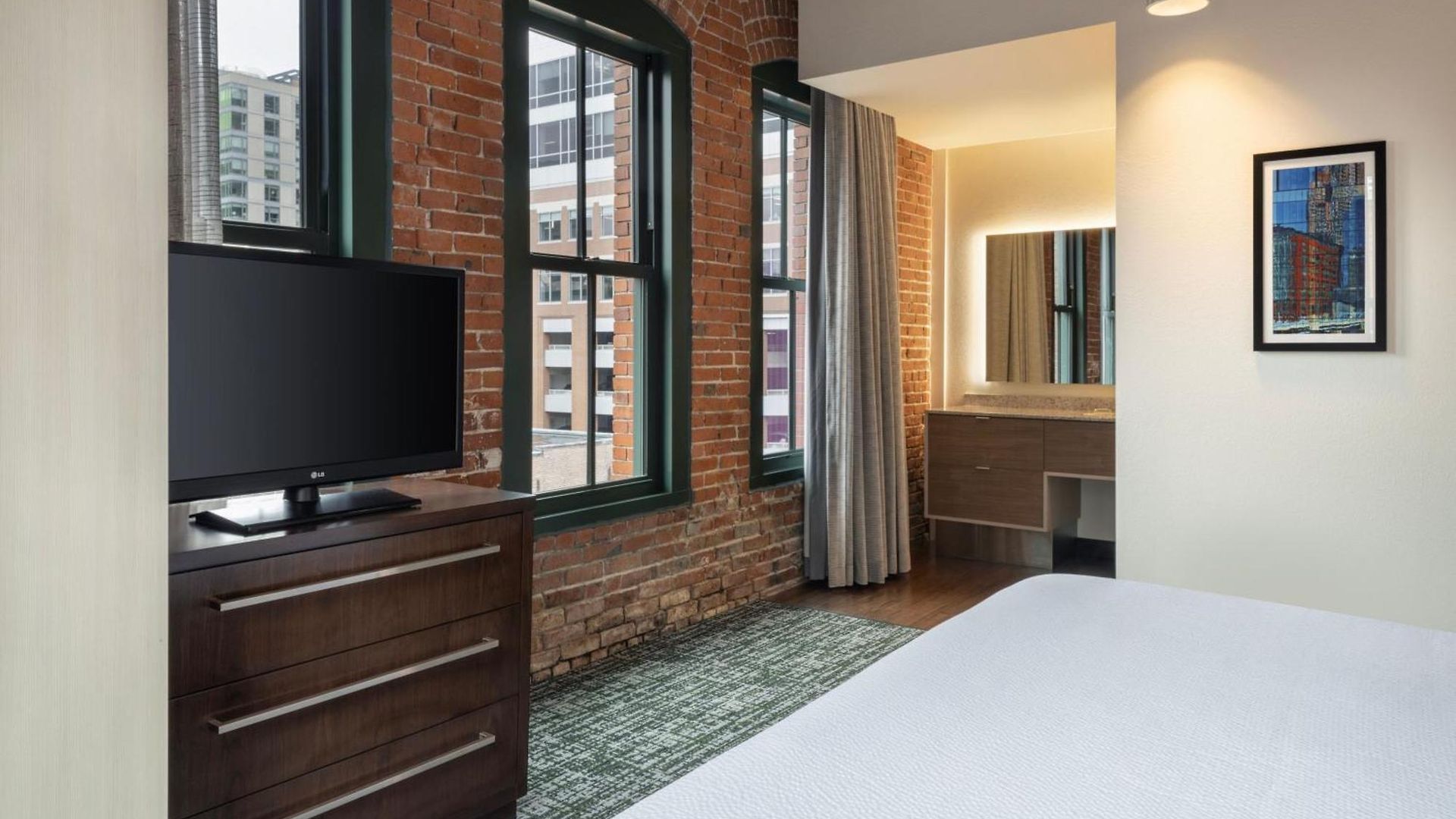 Hotel By Marriott Downtown Seaport