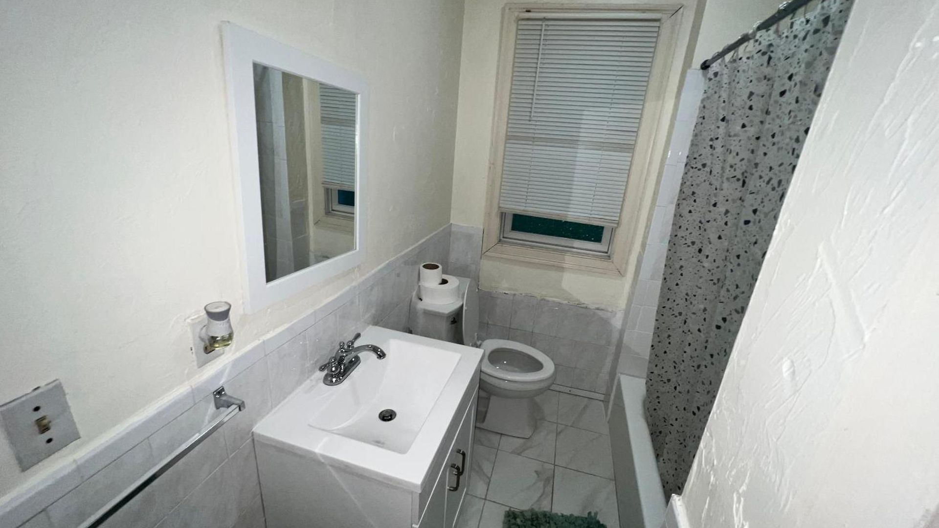 Private Bedroom Near