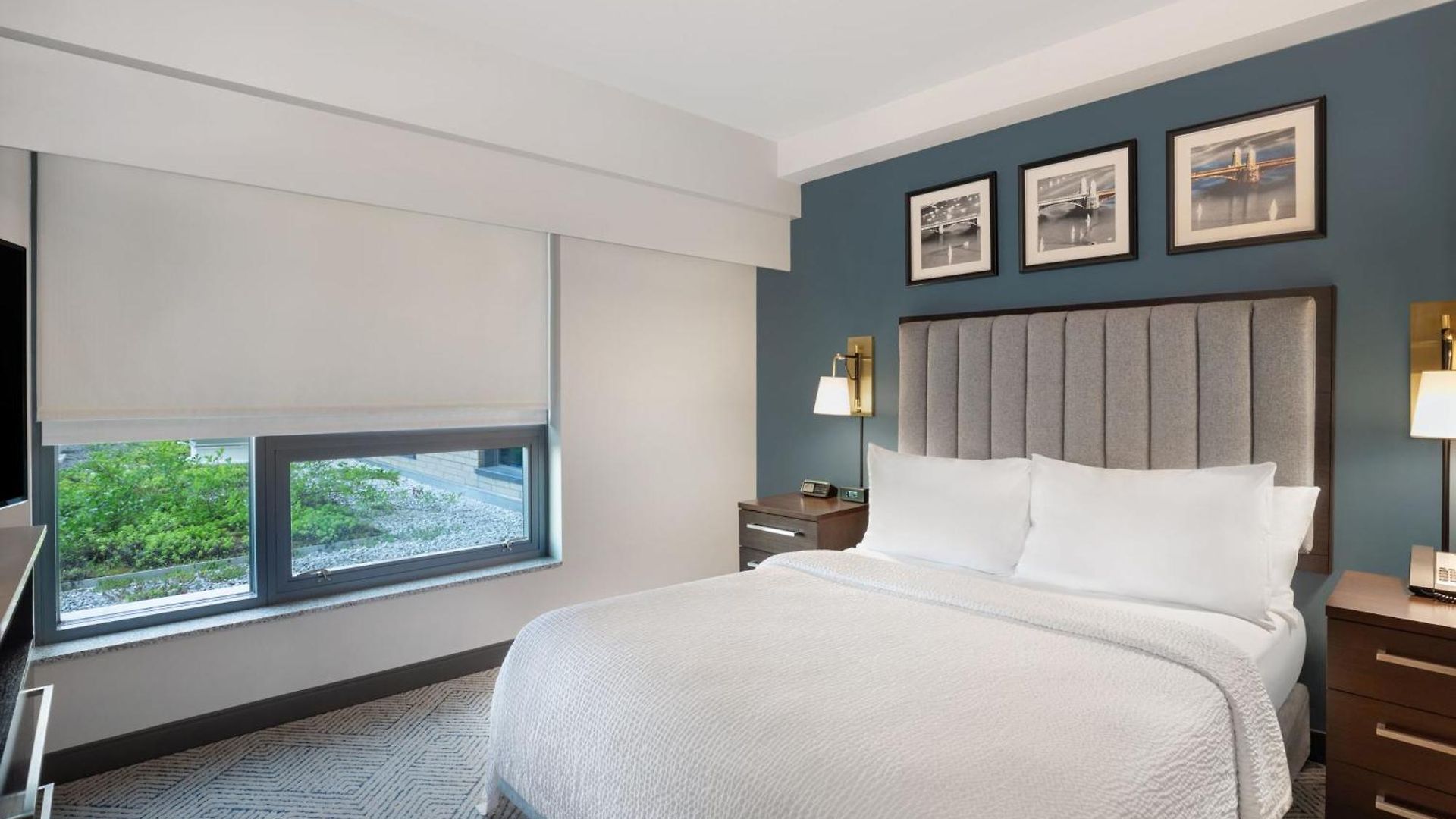 By Marriott Back Bay/fenway