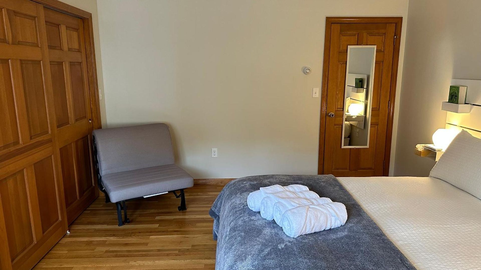 Single Family House - Super Quiet And Private