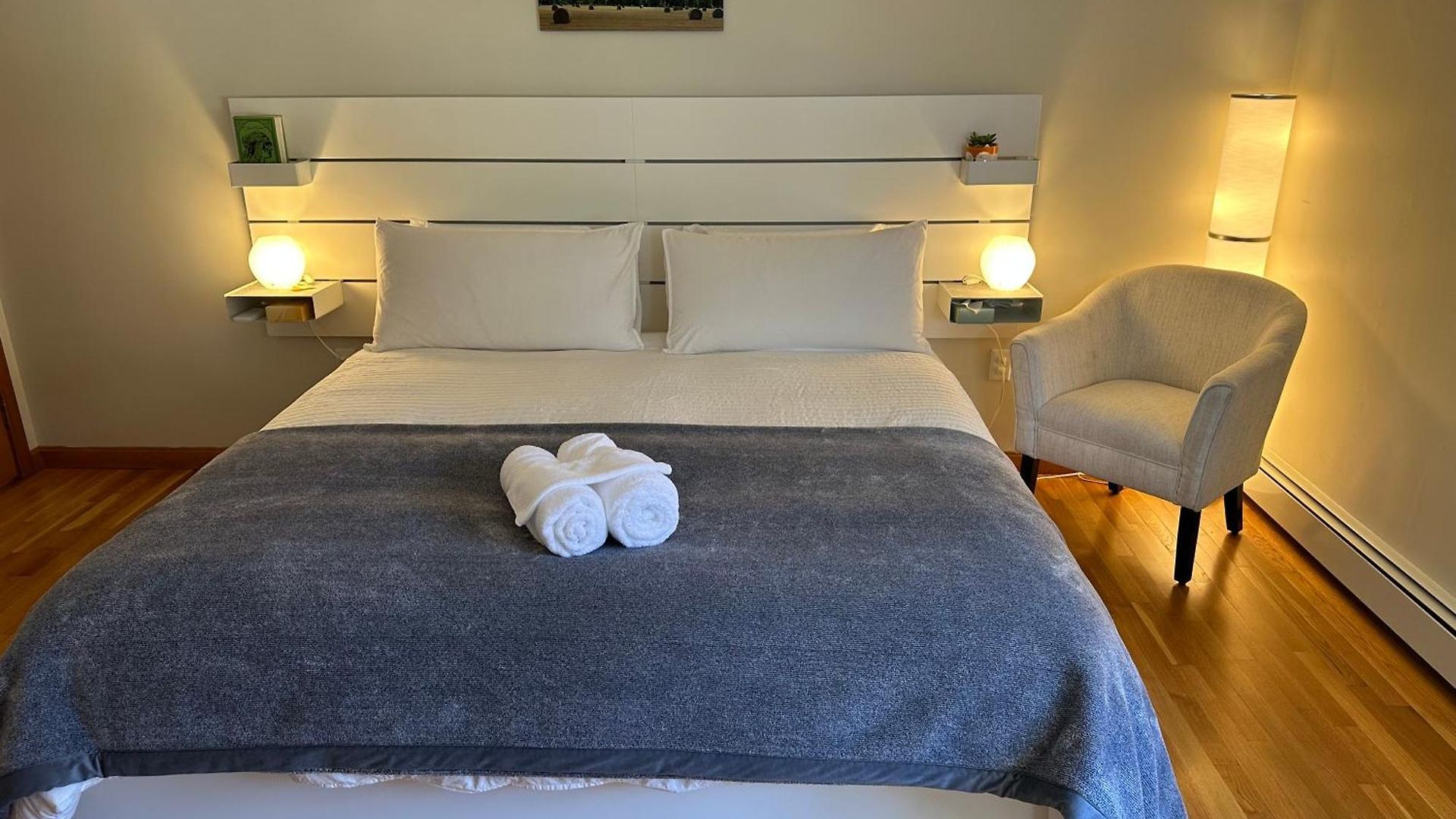 Holiday home Single Family House - Super Quiet And Private Boston