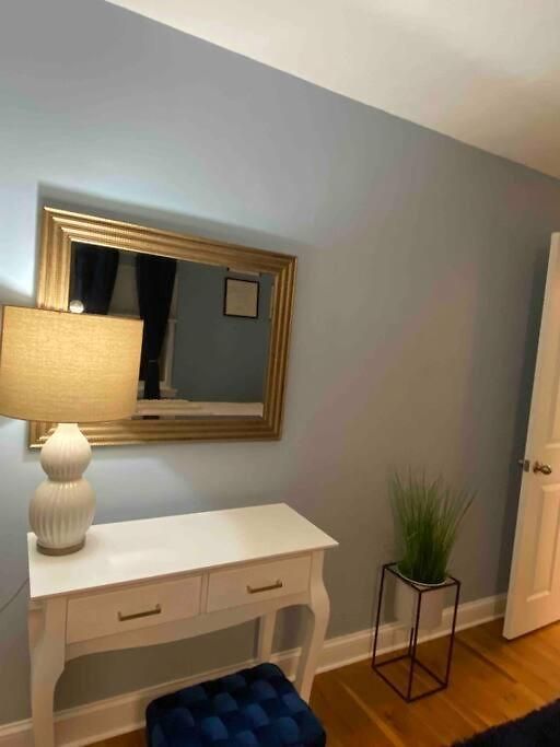 Unique & Peaceful Home, Ideal For 2026 World Cup Visitor, Free Parking Apartment *
