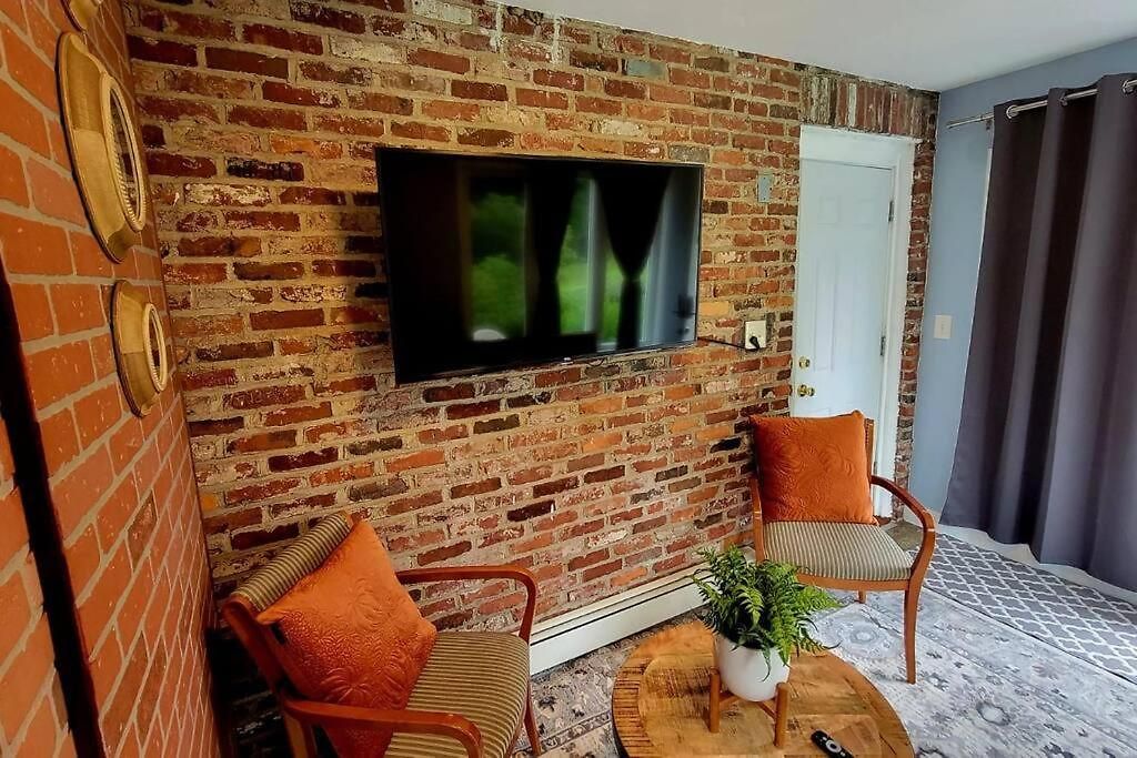Unique & Peaceful Home, Ideal For 2026 World Cup Visitor, Free Parking Apartment Boston