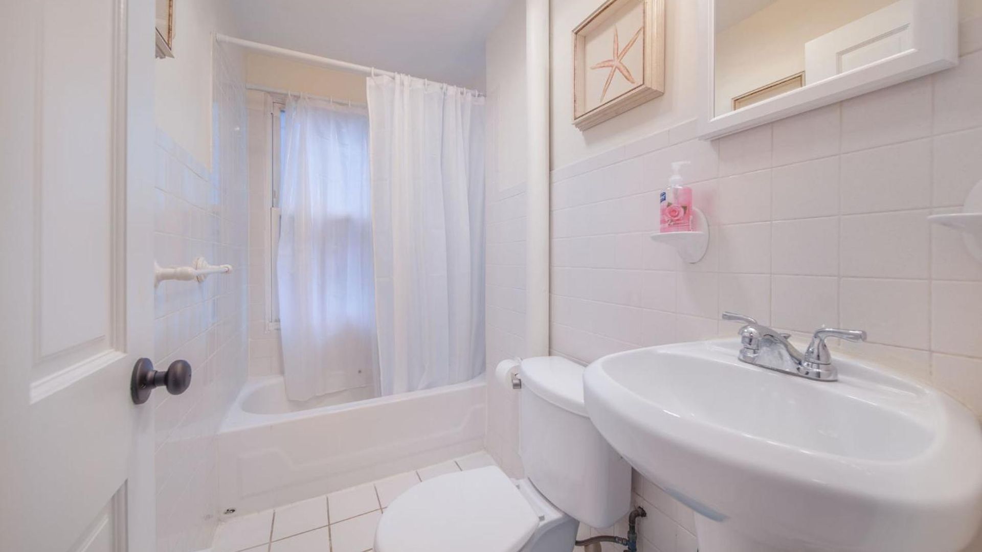 Apartment 2br In The Heart Of Near Med Boston