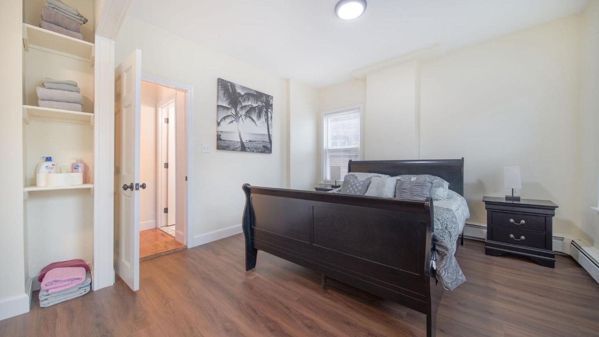 2br In The Heart Of Near Med Apartment