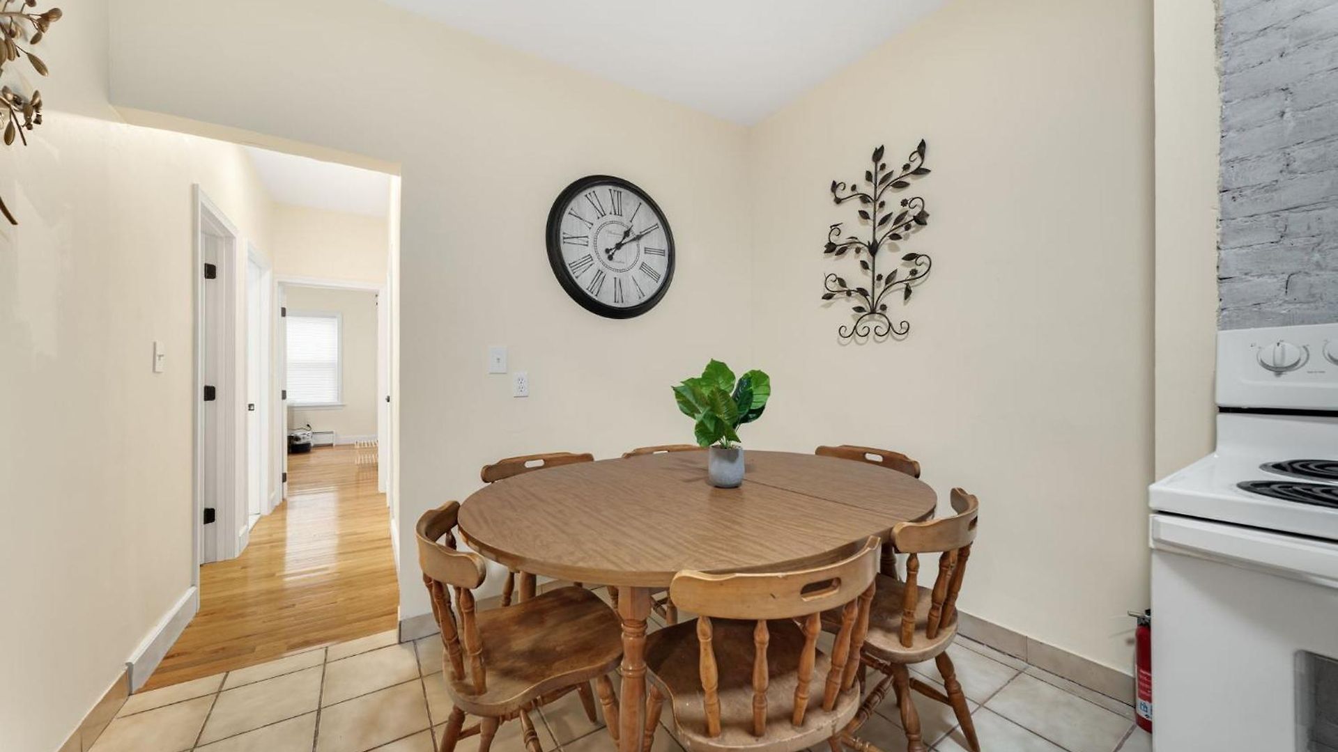 Newly Renovated 2br1ba At The Apartment *