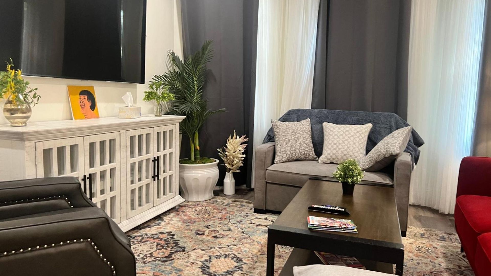 Roslindale Village Apartment