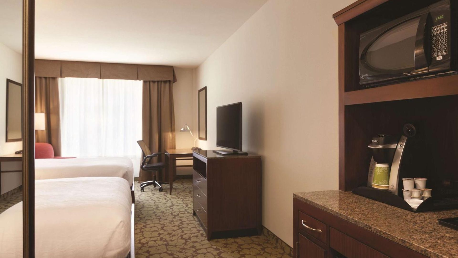 Hilton Garden Logan Airport Hotel Boston